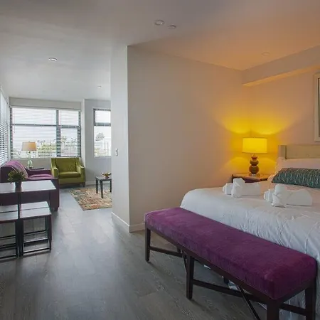 Cali King Size One Bedroom Luxurious Suite In Dtsd San Diego Exterior photo