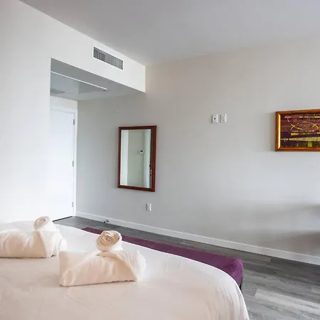 Cali King Size One Bedroom Luxurious Suite In Dtsd San Diego Exterior photo