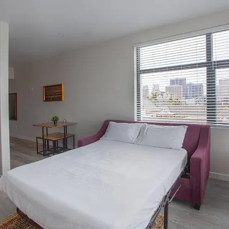 Cali King Size One Bedroom Luxurious Suite In Dtsd San Diego Exterior photo